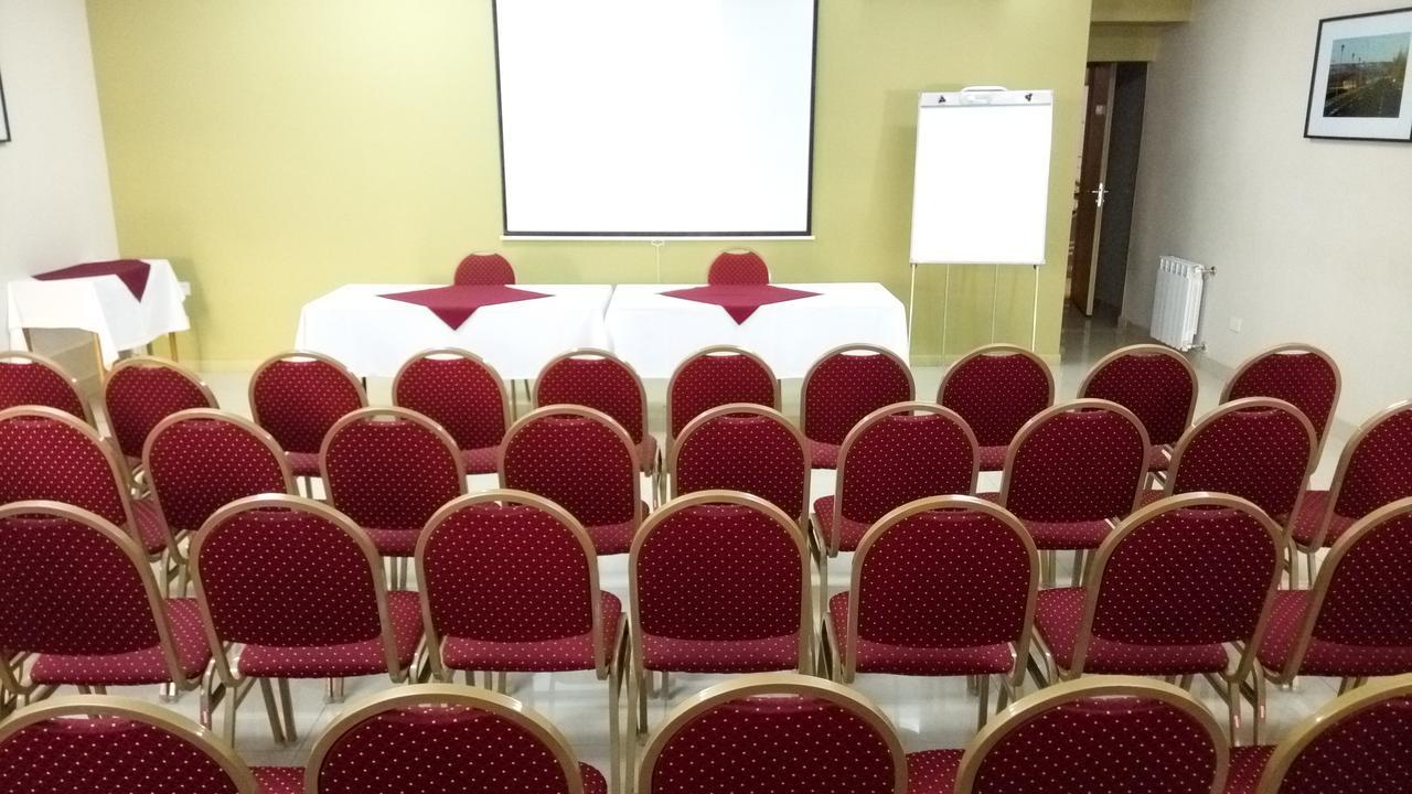 Estepa Hotel ヘネラル・ロカ エクステリア 写真